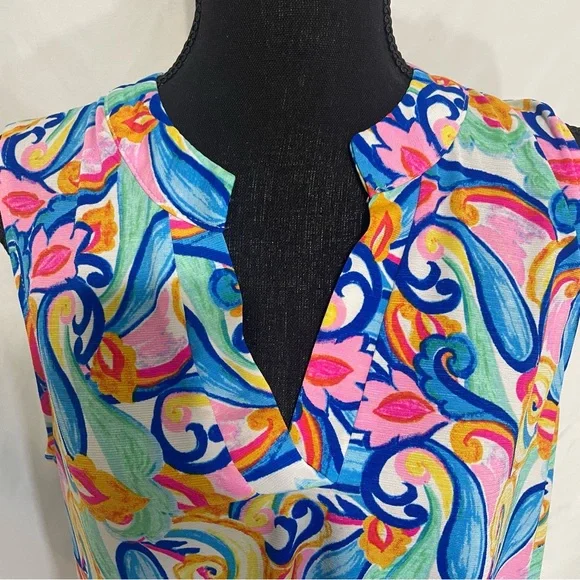 Dear Scarlett sleeveless top colorful paisley print Size M.  A-line preowned - Picture 2 of 10
